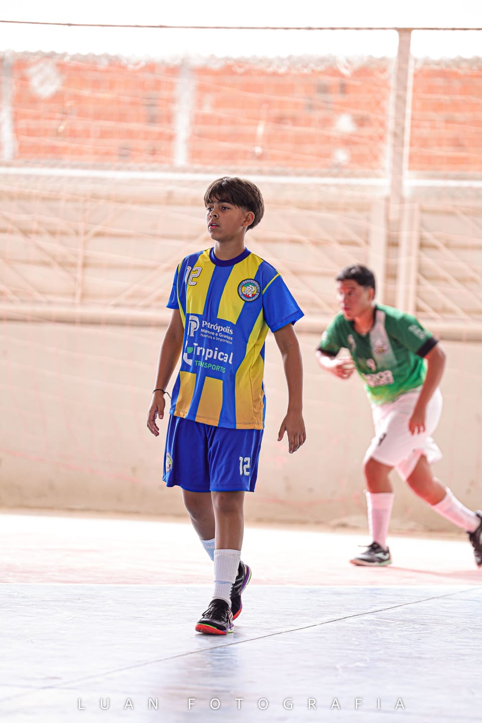Atleta do Sub-14 protege a meta durante a Taça Castro Alves 2026